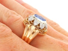2.51ct Ceylon Sapphire and 0.24ct Diamond 18ct Yellow Gold Platinum Dress Ring