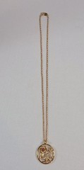 Avon Mother’s Day Vintage Pendant Chain Necklace Gold Tone With Red Ruby Round