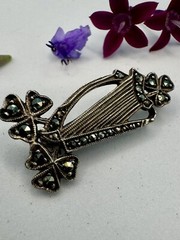 Vintage EFE 935 Sterling Silver Marcasite Harp & Clover Celtic Brooch Pin Signed