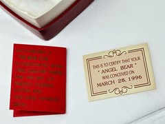 THE BEAR CLUB 24k Gold-Plated Pewter Teddy Bear Pin in Heart Shaped Box 1996