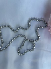 VINTAGE MONET 24″ GRAY FAUX PEARL HAND-KNOTTED MATINEE NECKLACE