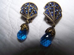“LaVintage” China Signed Blue Rhinestones & Crystal Glass Clip Earrings – D21