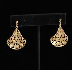 Vtg NEW Revlon Pierced Dangle EARRINGS, Gold Tone Filigree, MOC G31