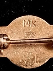 Vintage 14kt Solid Gold w/ Black Enamel Russian Lapel Pin 1.8 grams Helmet Star