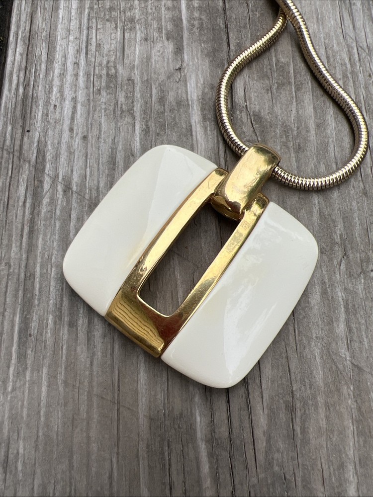 Vintage LANVIN IVORY KEYHOLE PENDANT NECKLACE