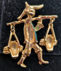 Vintage Articulated Asian Flower Carrier Brooch Gold Tone Flower Basket