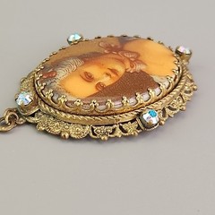 Vintage Victorian Revival Lady Cameo Portrait Necklace Western Germany Gold Tone