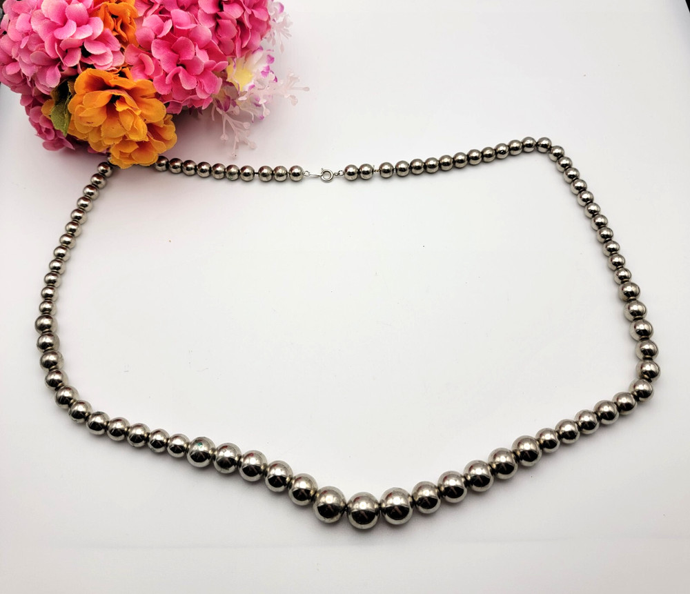 Vintage Silver Tone Ball Bead Graduated Necklace 30″ Spring Ring Clasp KOREA