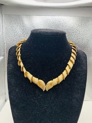 Vintage Brushed Gold Tone Leaf Snake Link Collar Bib Greek Goddess 16” Necklace
