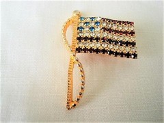 Vintage Patriotic U.S. American Flag Pin With Rhinestones Signed Rafaelian KJ