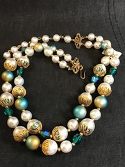 1950s-60s DEAUVILLE Faux Pearl Blue Accent Gold Tone Metal Beaded Necklace w/Tag
