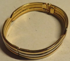 BRACELET Vintage Bangle Gold & Silver Tone Banded Unbranded Fashion Jewelry 8″OD
