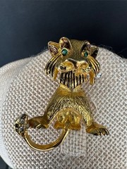 VTG 1960s Gold Tone Whimsical Lion Brooch Pin Emerald Green Eye Rhinestones