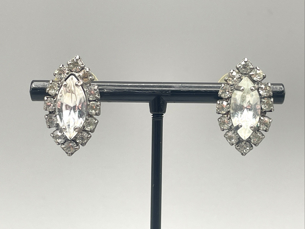 Vintage 1940-50s Marquise Shape Rhinestone Silver-Tone Post Back 1″ Earrings