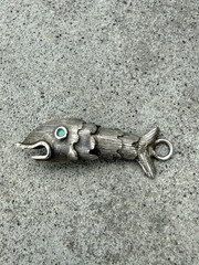 Vintage Sterling Silver Turquoise Eye Articulated Little Fish Pendant Charm .9g