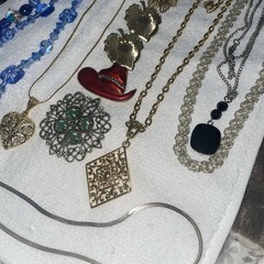 17pc Vintage Jewelry & Pin Lot Rhinestone Crystal Beads Gold-Silver Color Metal