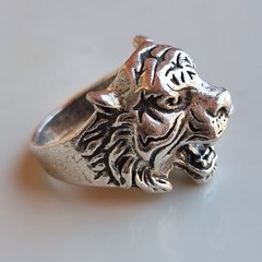 Ancient Antique Tiger Ring Viking Silver color Engraved Size 9