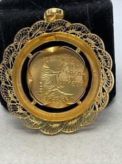 VINTAGE HANDMADE Solid 22K Yellow Gold DIKRAN THE GREAT of ARMENIA Charm Pendant