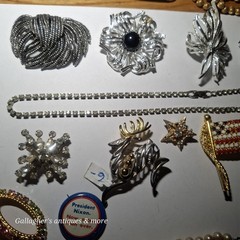 Vintage Costume Jewelry brooch Lot + Etc Rhinestones Earrings bracelet Necklace
