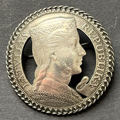 1929 Latvian Sterling silver 5 Laati Coin pin 23.5grams