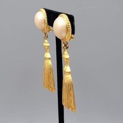 Vintage Ben-Amun Faux Pearl Clip On Earrings Gold Plated Run Way Tassel 3 1/8″