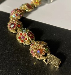 VINTAGE UNSIGNED “ART” GOLD GILT RHINESTONES CRYSTALS LINKED RETRO FLORAL