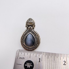 VTG Smoky Gray Cats Eye Moonstone Earrings Clip On Silver Tone Ornate Retro