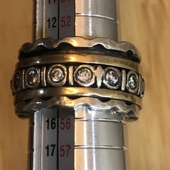 b49. Vintage Sterling Silver Brass CZ Crystal Spinner Band Ring Size 6.75. 15.5g