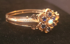 Stunning Vintage 14 KT Solid Yellow Gold Bracelet with White Opal and Sapphires