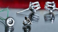 14k white gold earrings 0.50ct natural diamond screwback flower stud 1.95g N3762