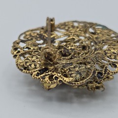 VTG Blue Glass Rhinestone Brooch Czechoslovakia Filigree Gold Tone 1-7/16″ READ