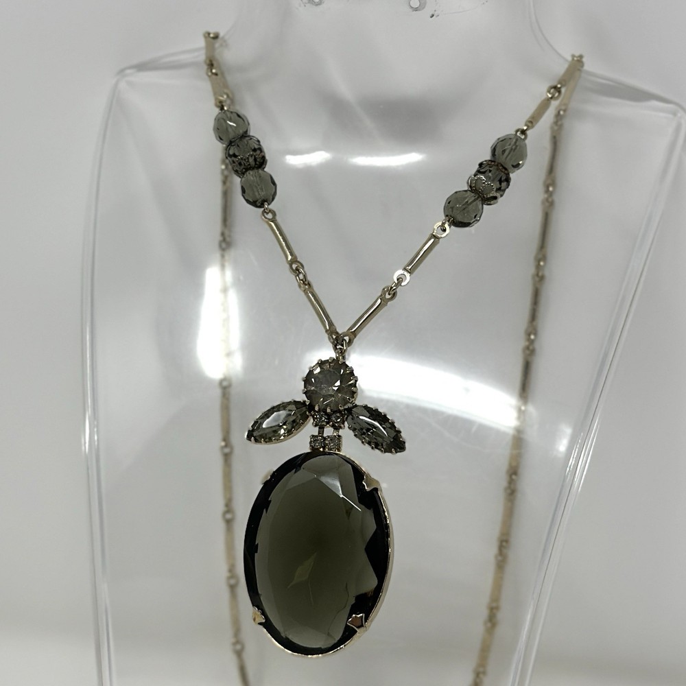 Vintage Silver Tone Faceted Smoky Gray Oval Austrian Crystal Pendant Chain 23”