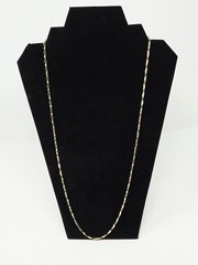 Vintage Trifari Gold Tone Elongated Link Chain Necklace 1980s 1990s