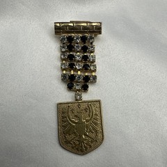 Three Mixed Vtg Gold Toned Brooches and One Pon.See pics.