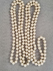 Vintage Champagne Tone Simulated Pearl Rope Necklace