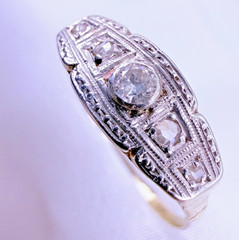 Antique 18ct Gold Art Deco Diamond Filigree Band Ring 0.06ct Natural Size 8.25