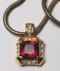 Vintage ROMAN 17″ Gold Tone Red Square Gem Snake Chain Pendant Necklace!