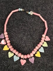 Stunning vtg. Flying Colors Hand Painted Ceramic Pastel Heart necklace
