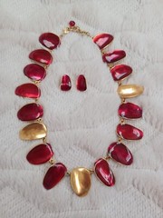 Vintage Red & Gold Tone Choker Necklace & Earrings Set Statement Costume Jewelry