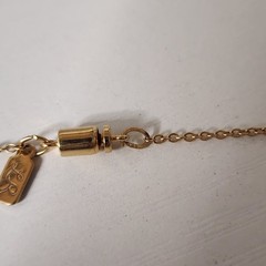 Vintage Lady Remington Signed “LR” Necklace Gold Tone Rose Floral Design Pendant