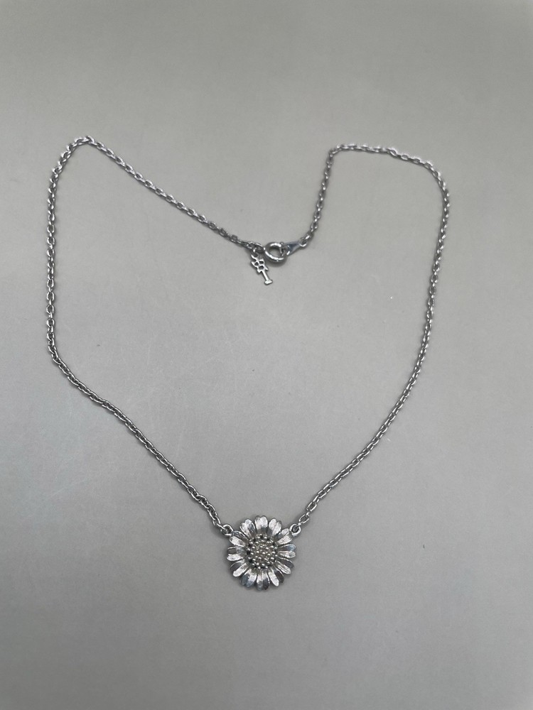 Vintage Signed Crown Trifari SilverTone Sunflower Daisy Chocker 14.5” Necklace