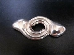 Mexico sterling silver 0.925 modernist puffy stylized hurricane horn pin brooch