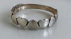 Vintage 90s Hearts Band Ring Dainty 925 Sterlling Silver Size 8 3/4