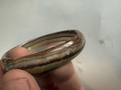 agate bangle bracelet features natural white, brown,&yellow banded striation jb1