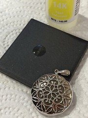 Vintage TH 14k Solid White Gold Mother Of Pearl Filigree MOP Round Pendant 4.13g