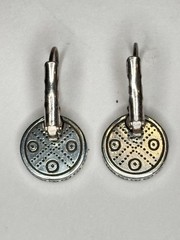 Vintage Silver Tone Leverback Earrings Round Disc Geometric Dot Etched Dangle