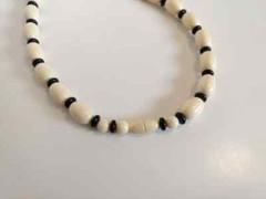 Vintage Plastic Necklace with Triangular Beads Retro Off-White Black
