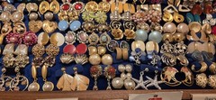 Vintage Mod Earrings Lot Of 117. 3lbs 15oz. 38 Signed Monet Hobé Avon Trifari…