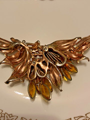 vintage early trifari necklace and bracelet set. as found. unsigned but pictured