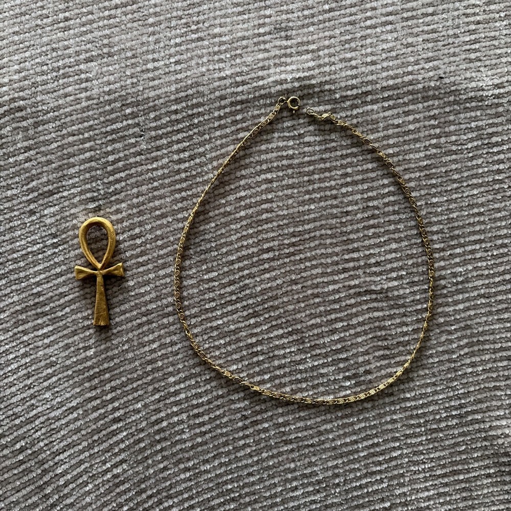 Vintage 1976 MMA Metropolitan Museum Of Art ANKH King Tut Pendant Necklace Chain